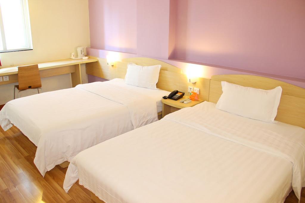 7Days Inn Guangzhou Xinshi ภายนอก รูปภาพ
